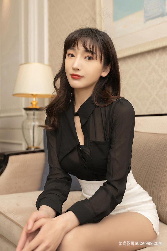 美女脱个精光让男人桶爽